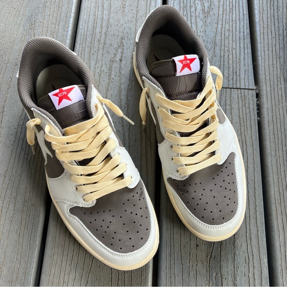 KCPA Men’s Sneakers - Picture 1 of 8